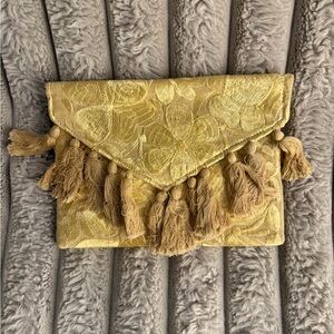 Chic Gold Floral Clutch with Tassels